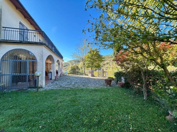 casa indipendente in vendita a Greve in Chianti