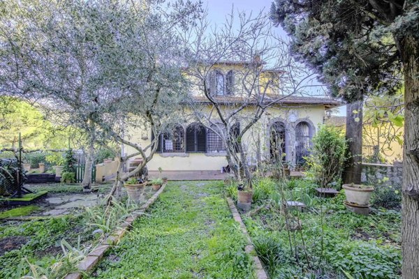 villa in vendita a Greve in Chianti in zona Giobbole