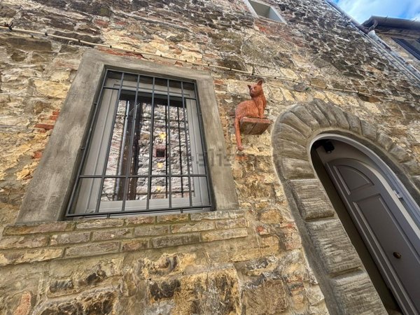 casa indipendente in vendita a Greve in Chianti in zona Montefioralle