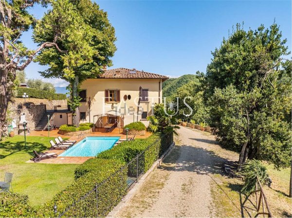 casa indipendente in vendita a Greve in Chianti in zona Castello di Cintoia