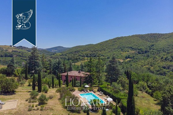 casa indipendente in vendita a Greve in Chianti in zona Pieve di Panzano