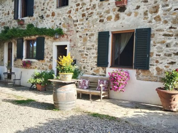 casa indipendente in vendita a Greve in Chianti in zona Petriolo