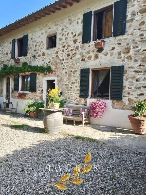 casa indipendente in vendita a Greve in Chianti in zona Petriolo