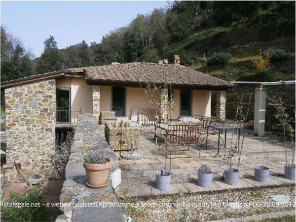 casa indipendente in vendita a Greve in Chianti in zona Castello di Cintoia