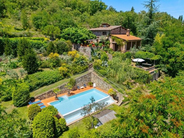 casa indipendente in vendita a Greve in Chianti in zona Il Piano
