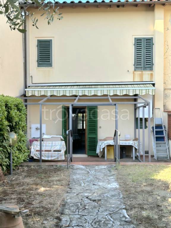 casa indipendente in vendita a Greve in Chianti in zona Strada in Chianti