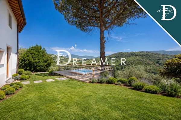 casa indipendente in vendita a Greve in Chianti in zona La Villa