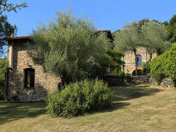 casale in vendita a Greve in Chianti in zona San Polo in Chianti