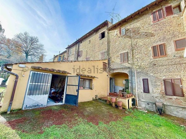 appartamento in vendita a Greve in Chianti