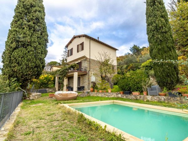 casa indipendente in vendita a Greve in Chianti in zona Lamole
