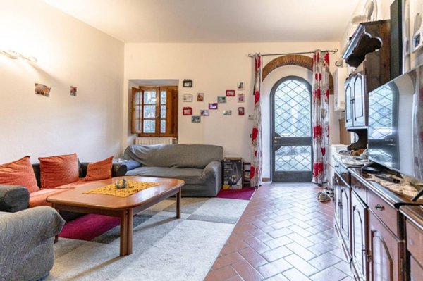 casa indipendente in vendita ad Impruneta in zona Tavarnuzze