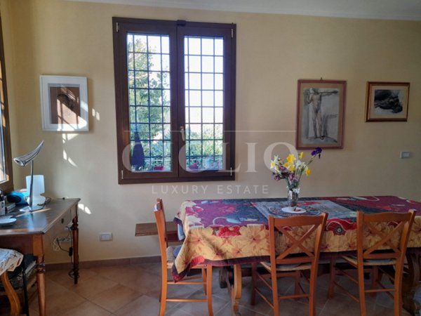 casa indipendente in vendita ad Impruneta in zona Pozzolatico