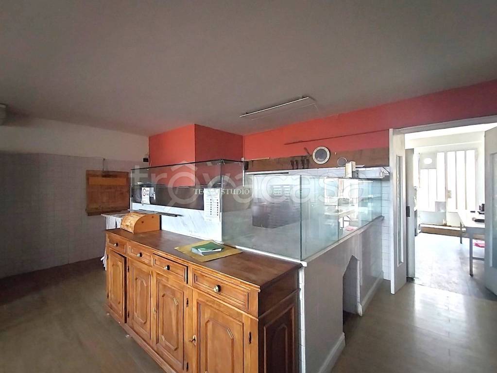 negozio in vendita ad Impruneta in zona Tavarnuzze