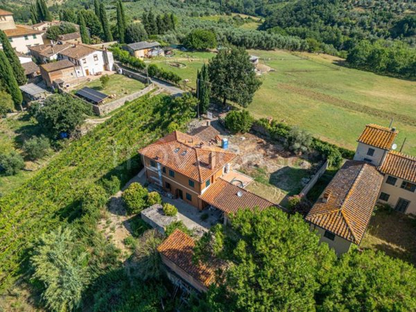 casa indipendente in vendita ad Impruneta in zona Pozzolatico