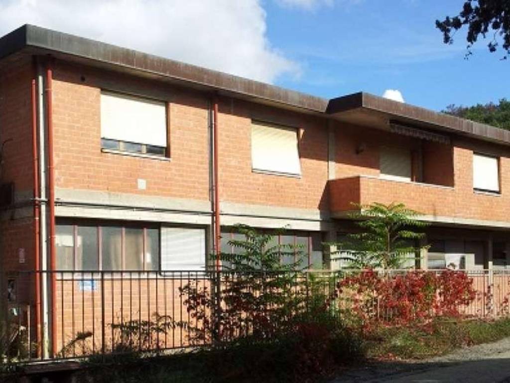 negozio in vendita ad Impruneta in zona Falciani