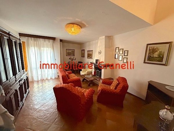 appartamento in vendita ad Impruneta in zona Tavarnuzze