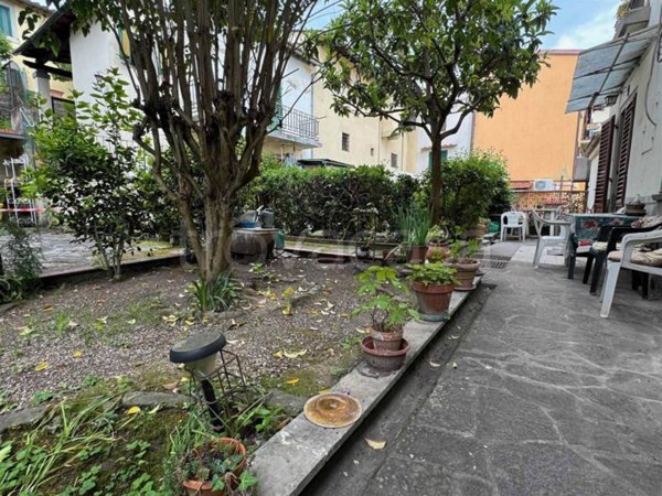 appartamento in vendita ad Impruneta in zona Tavarnuzze