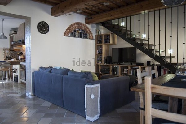 casa indipendente in vendita ad Impruneta in zona Pozzolatico
