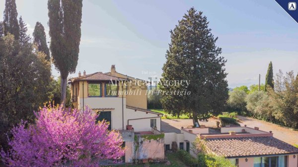 casa indipendente in vendita ad Impruneta in zona Pozzolatico
