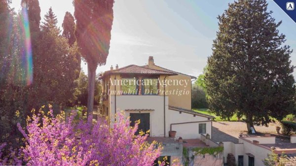 casa indipendente in vendita ad Impruneta in zona Pozzolatico
