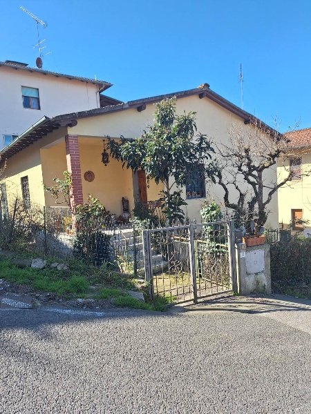 casa indipendente in vendita ad Impruneta in zona Tavarnuzze