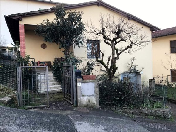 villa in vendita ad Impruneta in zona Tavarnuzze