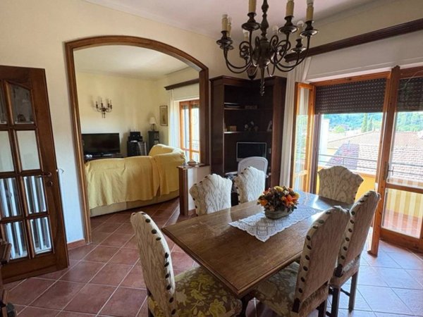 casa indipendente in vendita ad Impruneta in zona Tavarnuzze
