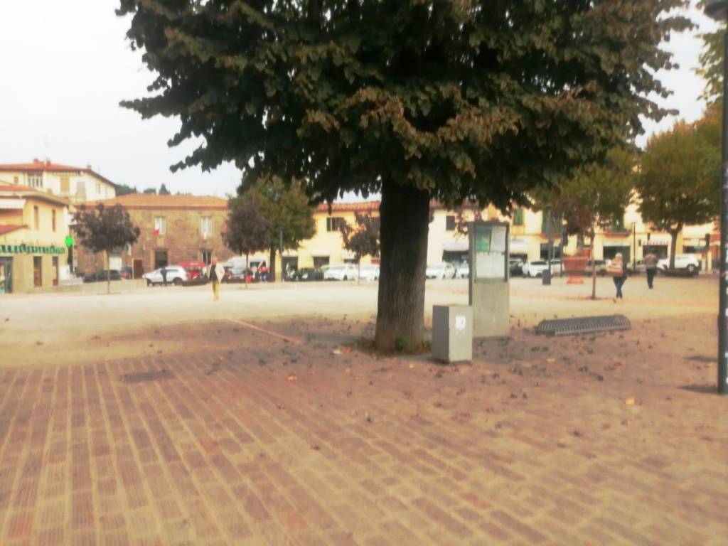 intera palazzina in vendita ad Impruneta in zona Tavarnuzze