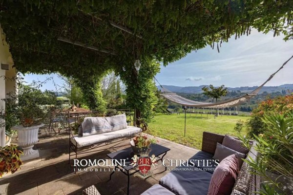 appartamento in vendita ad Impruneta in zona L`Ugolino