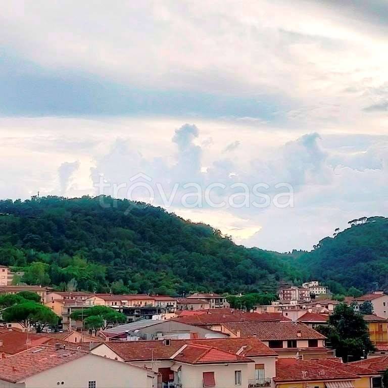 appartamento in vendita ad Impruneta in zona Tavarnuzze