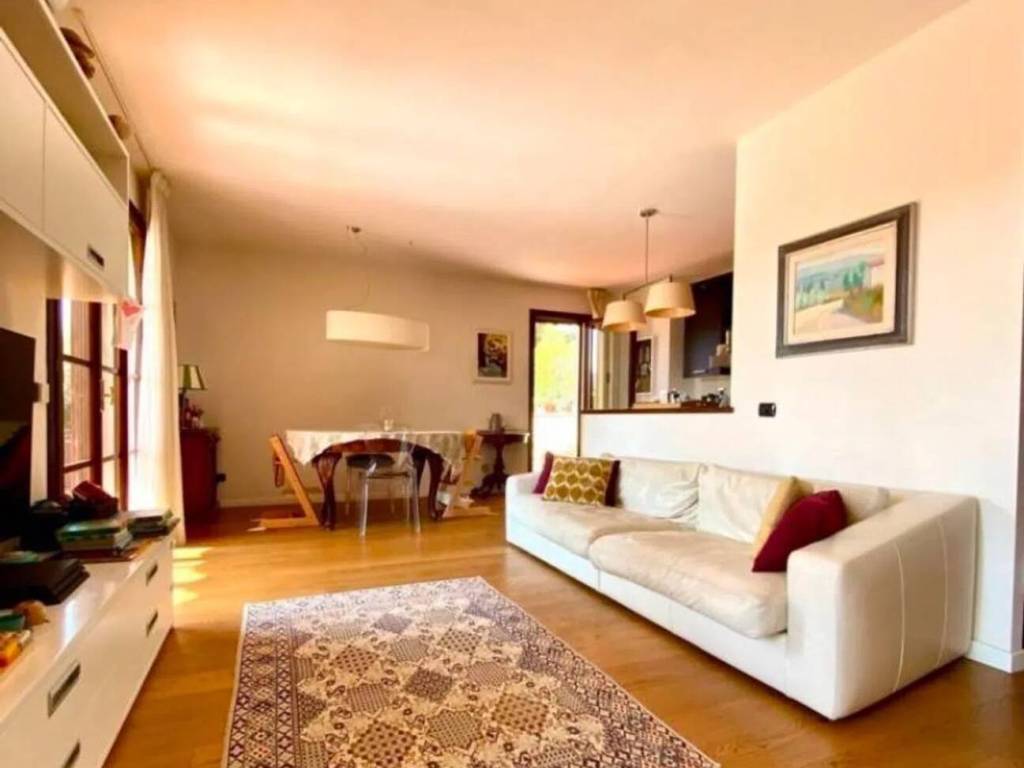 casa indipendente in vendita ad Impruneta in zona Tavarnuzze