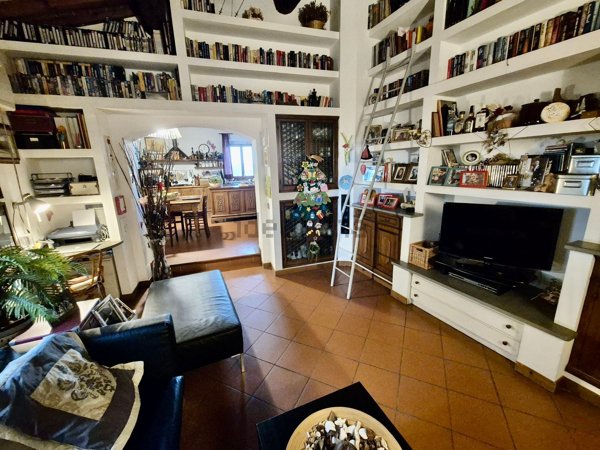 appartamento in vendita ad Impruneta in zona Pozzolatico