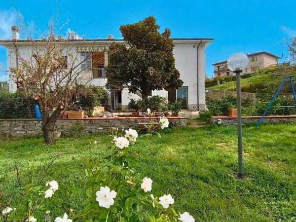 casa indipendente in vendita ad Impruneta in zona Bagnolo/Cantagallo