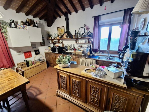 appartamento in vendita ad Impruneta in zona Pozzolatico