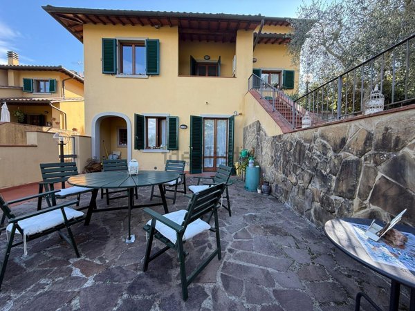 casa indipendente in vendita ad Impruneta in zona Tavarnuzze