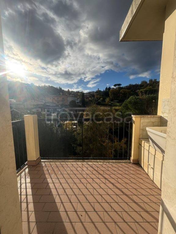 appartamento in vendita ad Impruneta in zona Tavarnuzze