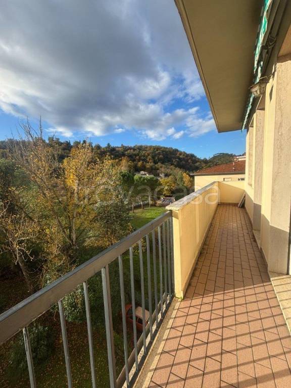 appartamento in vendita ad Impruneta in zona Tavarnuzze