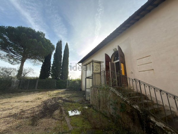 appartamento in vendita ad Impruneta in zona Pozzolatico