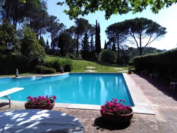 villa in vendita ad Impruneta