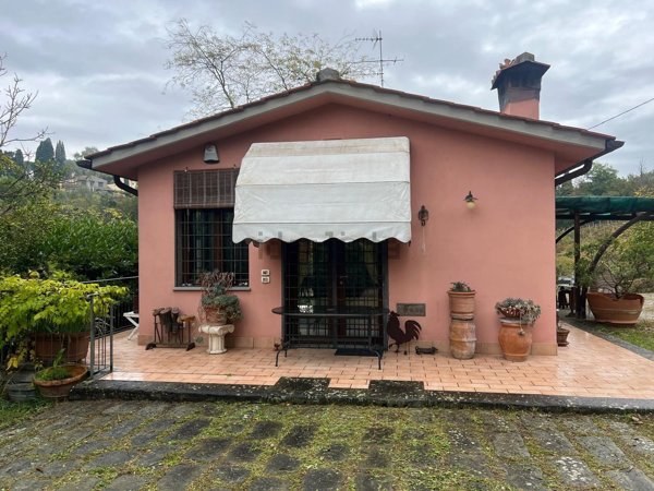 quadrivano in vendita ad Impruneta in zona Pozzolatico