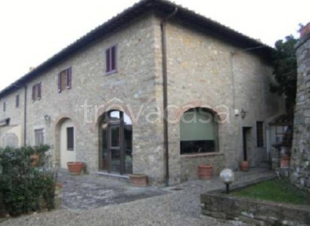 appartamento in vendita ad Impruneta in zona Pozzolatico