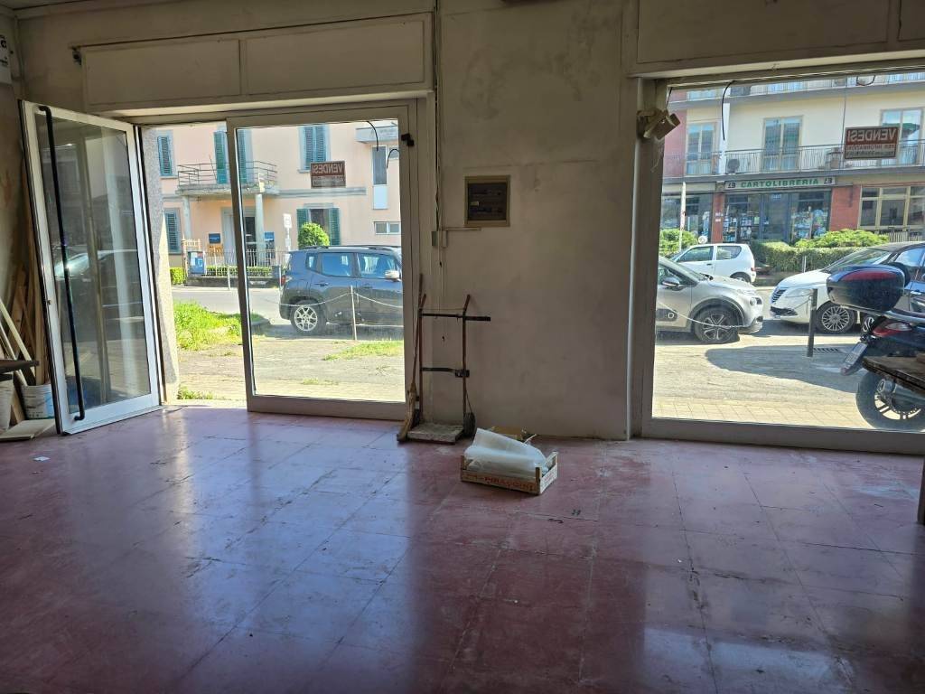 negozio in vendita ad Impruneta in zona Tavarnuzze