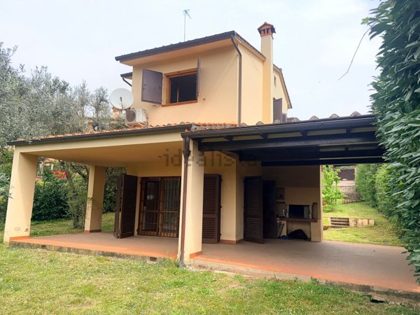 casa indipendente in vendita ad Impruneta in zona L`Ugolino