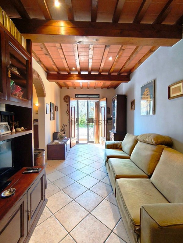 appartamento in vendita ad Impruneta in zona Falciani