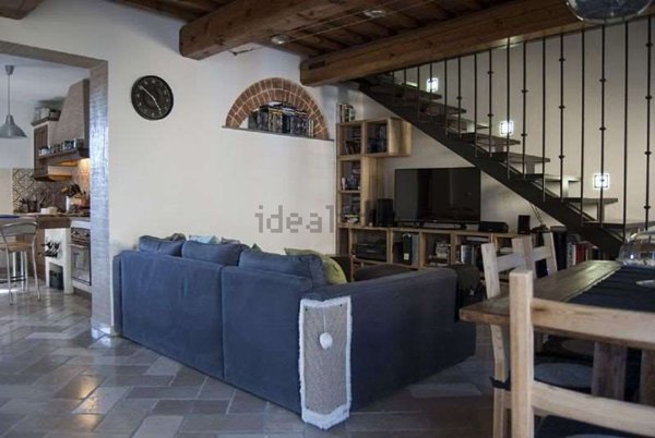 casa indipendente in vendita ad Impruneta in zona Pozzolatico