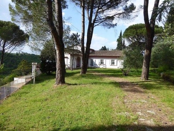 casa indipendente in vendita ad Impruneta in zona Pozzolatico