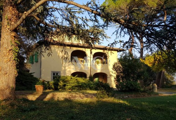 villa in vendita ad Impruneta in zona Monte Oriolo