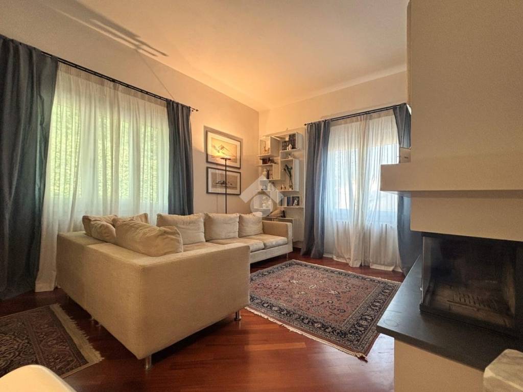 casa indipendente in vendita ad Impruneta in zona Tavarnuzze