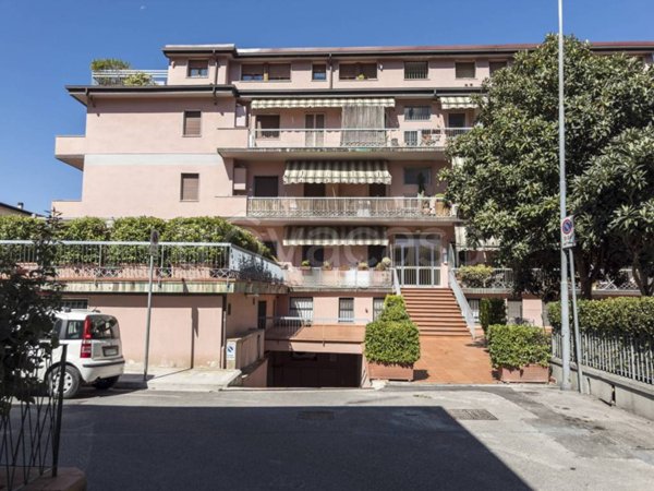 appartamento in vendita ad Impruneta in zona Tavarnuzze
