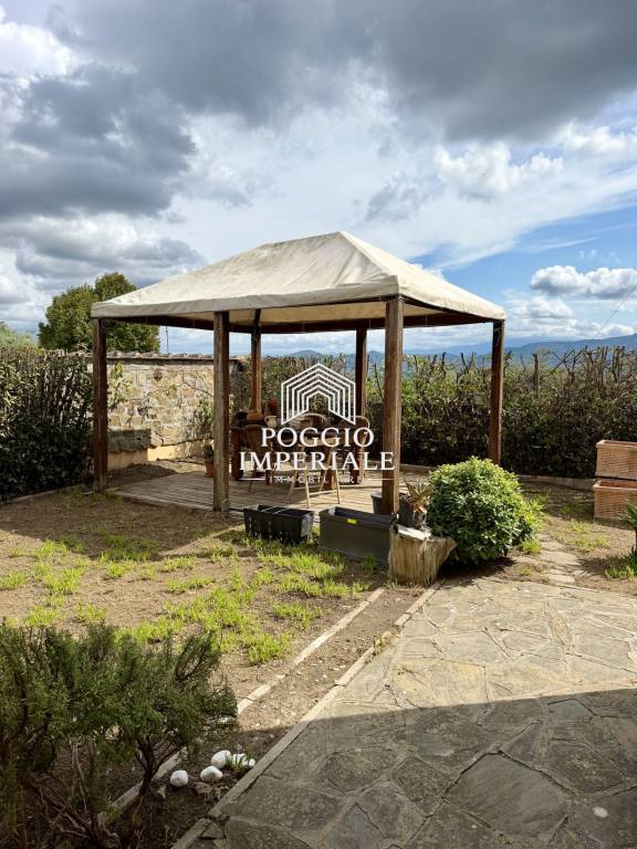 casa indipendente in vendita ad Impruneta in zona Pozzolatico